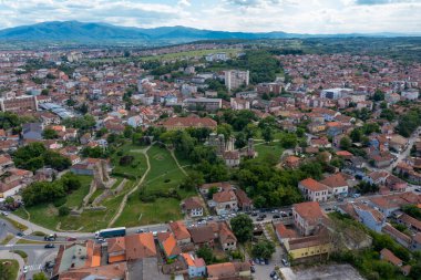 Krusevac ve panorama drone Sırbistan 'da kentin hava görüntüsü