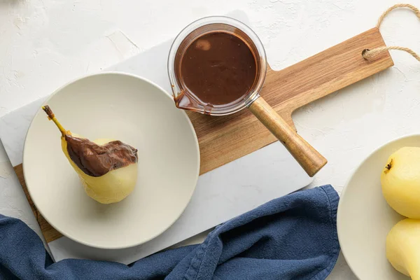 Poire Belle Helene Französisches Dessert Aus Pochierten Birnen Serviert Mit — Stockfoto