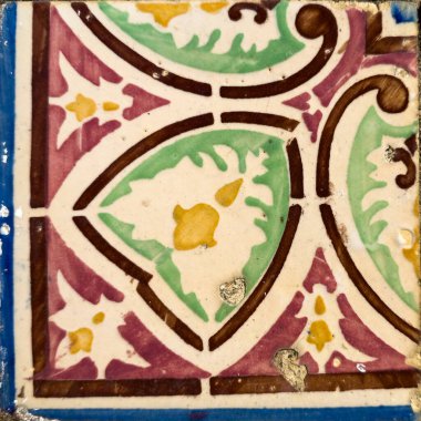 Eski geleneksel Portekiz azulejos, boyalı seramik döşeme.