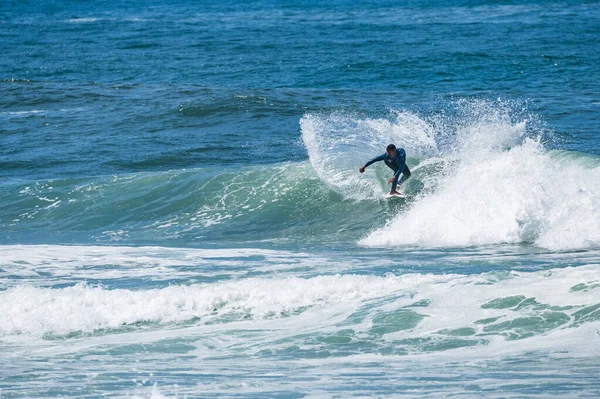 Young Athletic Surfer Rides Wave Furadouro Beach Ovar Portugal — Stock Photo, Image