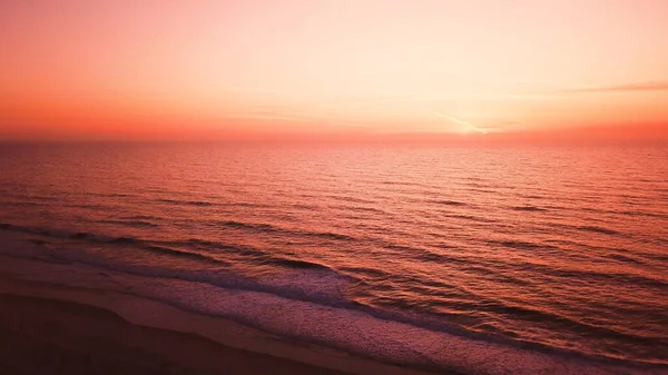 リスボン アヴェイロ ポルトガルの日没時の砂丘とビーチの眺め 航空写真ビュー — ストック写真