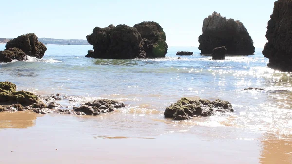 Παραλία Του Vau Στο Portimao Της Πορτογαλίας Λεπτομέρειες Των Βράχων — Φωτογραφία Αρχείου