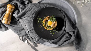 Tavuk sütyeni, geleneksel Portekiz yemeği..