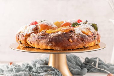 Bolo do Rei ya da Kralın Pastası, Noel, Karnaval ya da Mardi Gras için yapıldı..