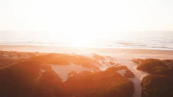 Ilmakuva Rannalta Hiekkadyynit Auringonlaskun Aikaan Murtosassa Aveiro Portugali Antenninäköala — kuvapankkivalokuva