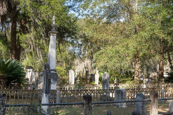 Savannah Georgia Şubat 2023 Mezarları Manzaralı Tarihi Bonaventure Mezarlığı Manzarası — Stok fotoğraf