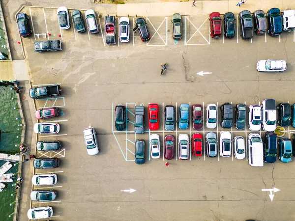 Парковка Автомобилями Высоты Птичьего Полета — стоковое фото