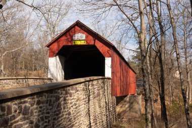  Frankenfield Kapalı Köprüsü Bucks County Pennsylvania 'dan görüldü. 