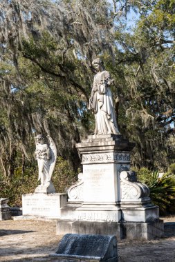 Savannah, Georgia - 20 Şubat 2023: Savannah Georgia 'daki tarihi Bonaventure Mezarlığı.