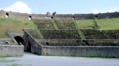 İtalya 'nın Pompeii kentindeki Amfitiyatronun manzarası.