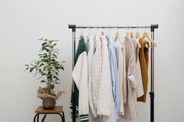 Clothes Rack Capsule Eco Friendly Wardrobe — Stock Photo, Image