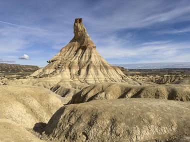 Navarre Badlans (Bardenas Reales de Navarra) tatlısı Bask ülkesinin güneyinde - İspanya.