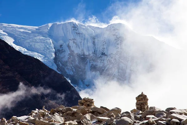 View Nepal Himalayas Mountains White Snowy Rock Face Stone Pyramid — Stock Photo, Image