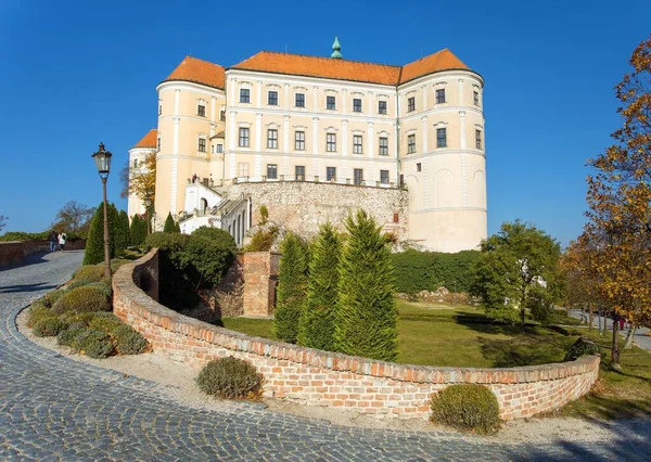 Mikulovs Slott Ett Viktigaste Slotten Sydmähren Utsikt Från Staden Mikulov — Stockfoto