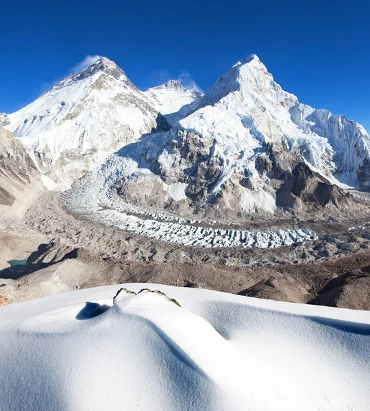 Vista Monte Everest Lhotse Nuptse Com Deriva Neve Acampamento Base — Fotografia de Stock
