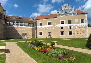 Strakonice Şatosu, yerel Strakonick Hrad, Güney Bohemya, Çek Cumhuriyeti 'ndeki en büyük ortaçağ kalelerinden biri.