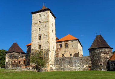 Su kalesi Svihov in lokal vodn hrad Svihov Çek Cumhuriyeti 'ndeki bir ortaçağ su kalesinin kalıntısı.
