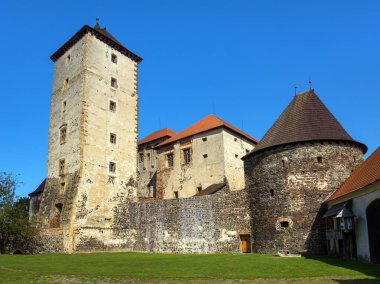 Su kalesi Svihov Çek Cumhuriyeti 'ndeki bir ortaçağ su kalesinin kalıntısı.