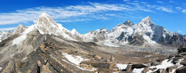 Everest Dağı ve Pumori Zirvesi, himalaya Dağı, Himalayalar 'ın Kala Patthar' ı ve Khumbu Buzulu 'ndan Everest ana kampı, Khumbu Vadisi, Sagarmatha Milli Parkı, Nepal