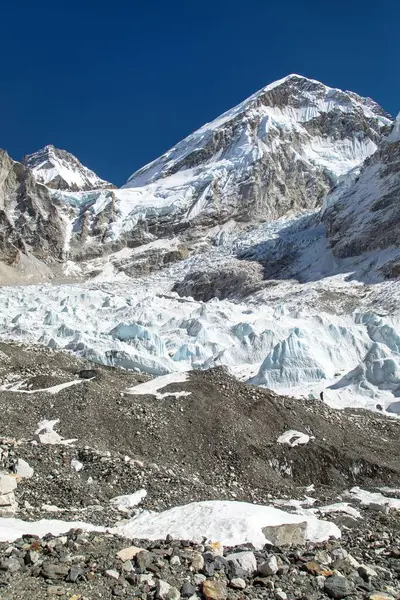 Everest Dağı ana kampı, Khumbu buzulu ve Khumbu buz çağlayanı, sagarmatha ulusal parkı, Solu Khumbu, Nepal Himalayaları dağları