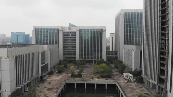 Shaoxing China Juni 2019 Drönarflyg Över Övergivna Sheraton Hotell Bland — Stockvideo