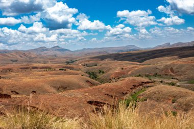 Devastated central Madagascar landscape, Mandoto, Vakinankaratra. Highland deforested countryside. Deforestation creates agricultural pastoral land but also result ecology problem with soil and water.
