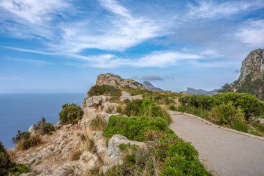 Görüntü Mirador de Es Colomer, Peninsula de Formentor, Balear Adaları Mallorca İspanya. Seyahat acentası tatil kavramı.