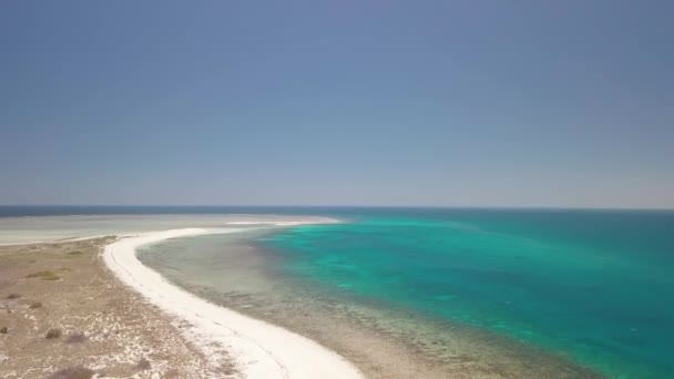 Vue Aérienne Sur Les Eaux Turquoise Entourant Île Nosy Madagascar — Video