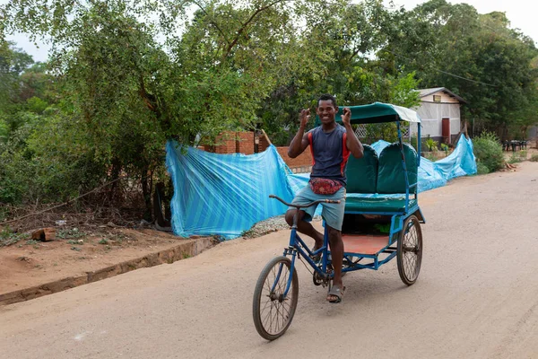 Miandrivazo Madagascar November 2Nd 2022 Traditional Rickshaw City Streets Serving — Stock Photo, Image
