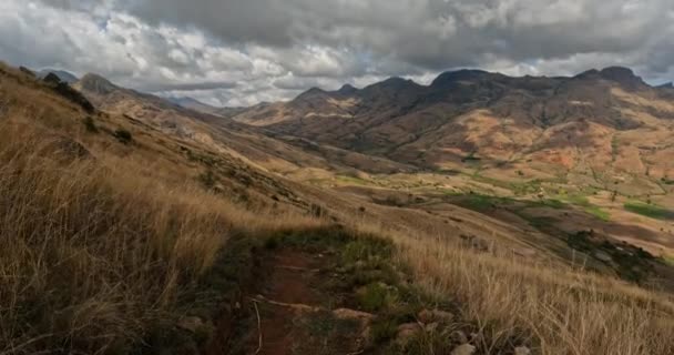 Escursioni Parco Nazionale Andringitra Madagascar Paesaggio Montano Sentiero Discesa Dall — Video Stock