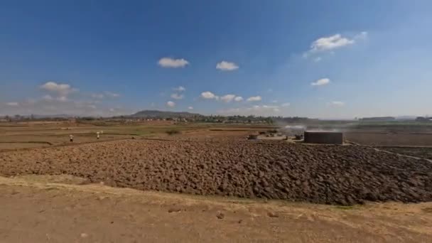 Antsirabe Den Miandrivazo Araba Yolculuğu Madagaskar Orta Kesimindeki Fakir Arazi — Stok video