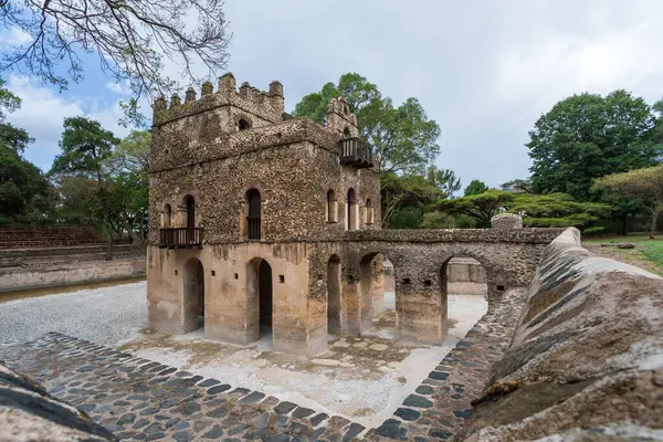 Gondar şehri, Gonder, Kraliyet Koruması Fasil Ghebbi Fasilides Bath Fasilides Havuz Kralları. UNESCO Dünya Mirasları Listesi. Ünlü Afrika mimarisi