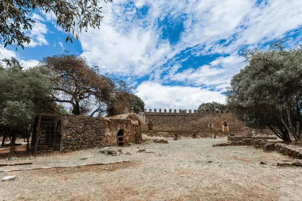 Royal Fasil Ghebbi Sarayı, Gondar Kale Şehri, Etiyopya. İmparator Fasilides tarafından kuruldu. İmparatorluk kalesi kompleksine Afrika 'nın Camelot' u denir. Afrika mimarisi. UNESCO Dünya Mirası Alanı.