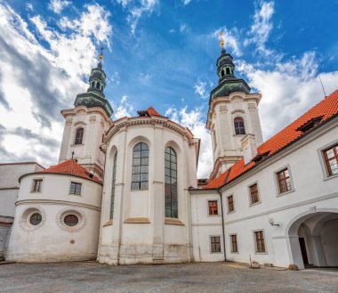 Strahov Manastırı (Çekçe: Strahovsky klaster), Çek Cumhuriyeti 'nin başkenti Bohemya' da 1143 yılında kurulan Premonstratensiya manastırı.