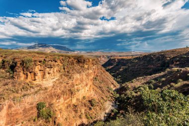 Amhara Bölgesi 'ndeki güzel dağlık arazi. Etiyopya vahşi doğası, Afrika.