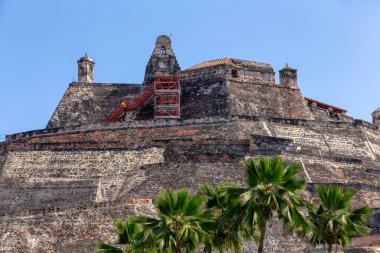 Castillo San Felipe de Barajas, Kolombiya 'nın Karayipler kıyısındaki Kartagena de Indias şehrinin stratejik konumundaki kale..