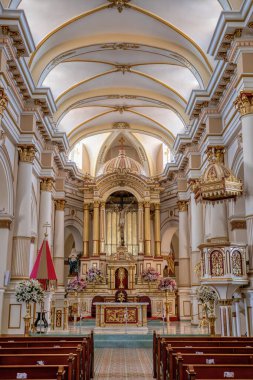 Guasca, Kolombiya - 17 Kasım 2023: Guasca şehrindeki güzel Iglesia de guascas Kilisesi, Kolombiya Bölümü, Kolombiya.