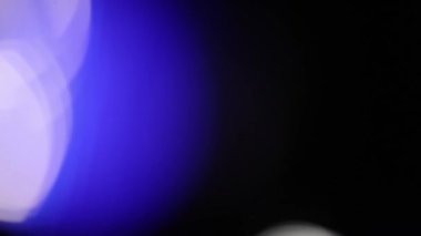 Optik bulanık bokeh ışığı farklı uygulamalar ve ekran harmanlama kipleri ve geçiş arkaplanı olan projeler için 4K görüntü sızdırır