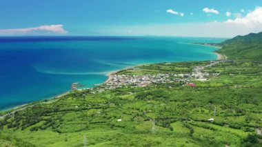 Pingtung, Tayvan 'daki fenggang sahili havadan görünüyor..