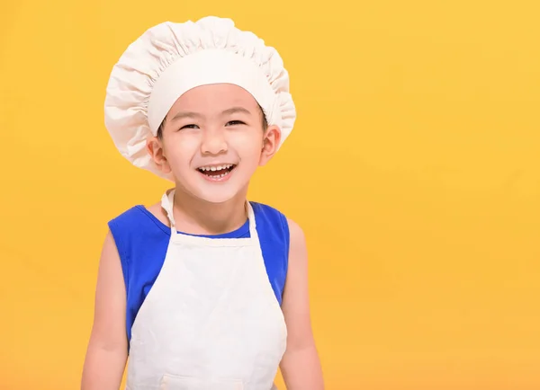 Gelukkig Kind Chef Kok Uniform Gele Achtergrond — Stockfoto