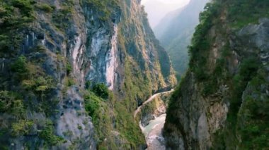 Liwu Nehri Boğazı ve Taroko Ulusal Parkı, Tayvan.