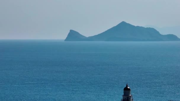 台湾三宝岬灯台と桂山島の空中写真 — ストック動画