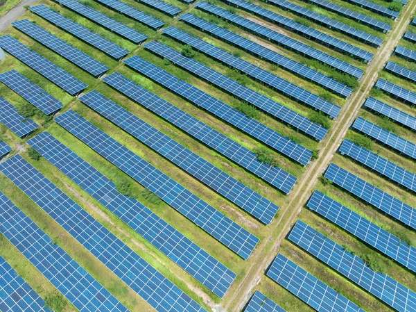Вид Воздуха Солнечные Батареи Солнечные Фермы — стоковое фото