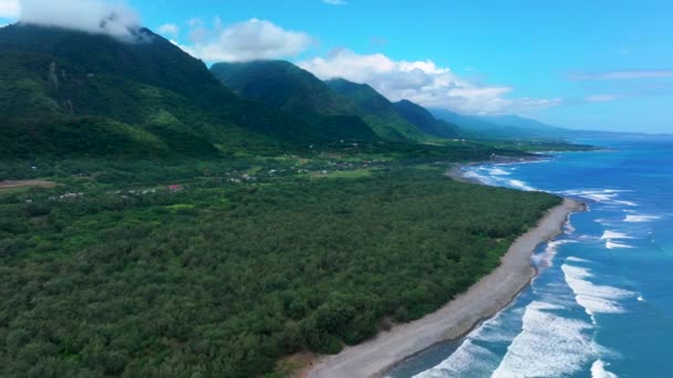 台湾台东海岸线的空中景观 — 图库视频影像