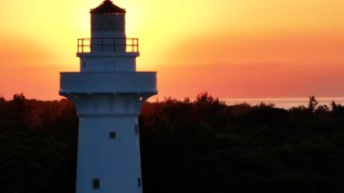 Eluanbi Burnu Deniz Feneri, Tayvan.