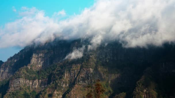 时光流逝的阿里山和台湾的云彩 — 图库视频影像