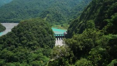 Tayvan 'daki Wujie Barajı' nın havadan görünüşü