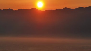 Sabahları tarlaların havadan görünüşü