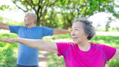 mutlu Asya kıdemli kaç egzersiz Park.