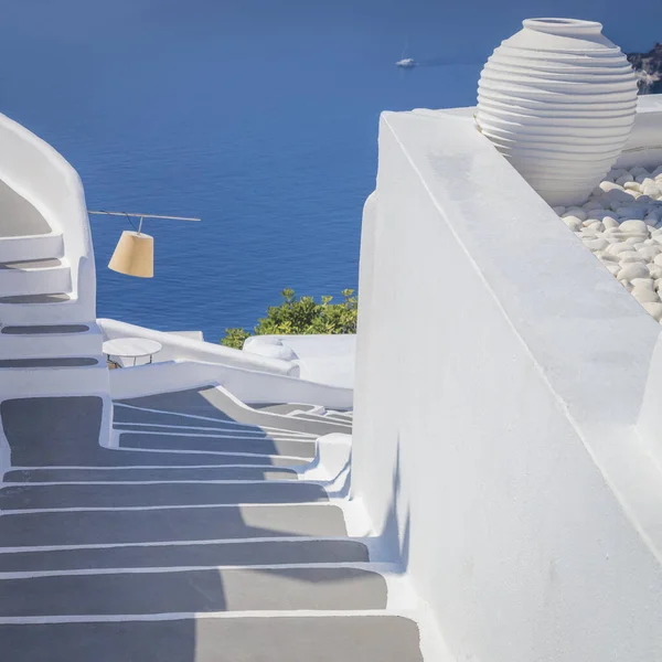 Grecia Isla Santorini Oia Arquitectura Blanca Una Calle Estrecha Pasos — Foto de Stock